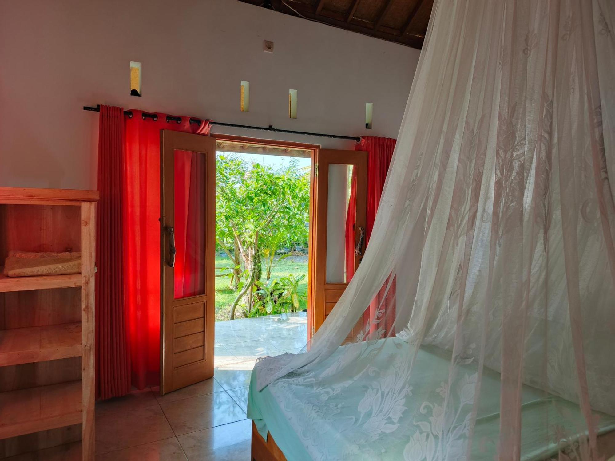 Friend House Stay & Surf Airsatang Exterior foto