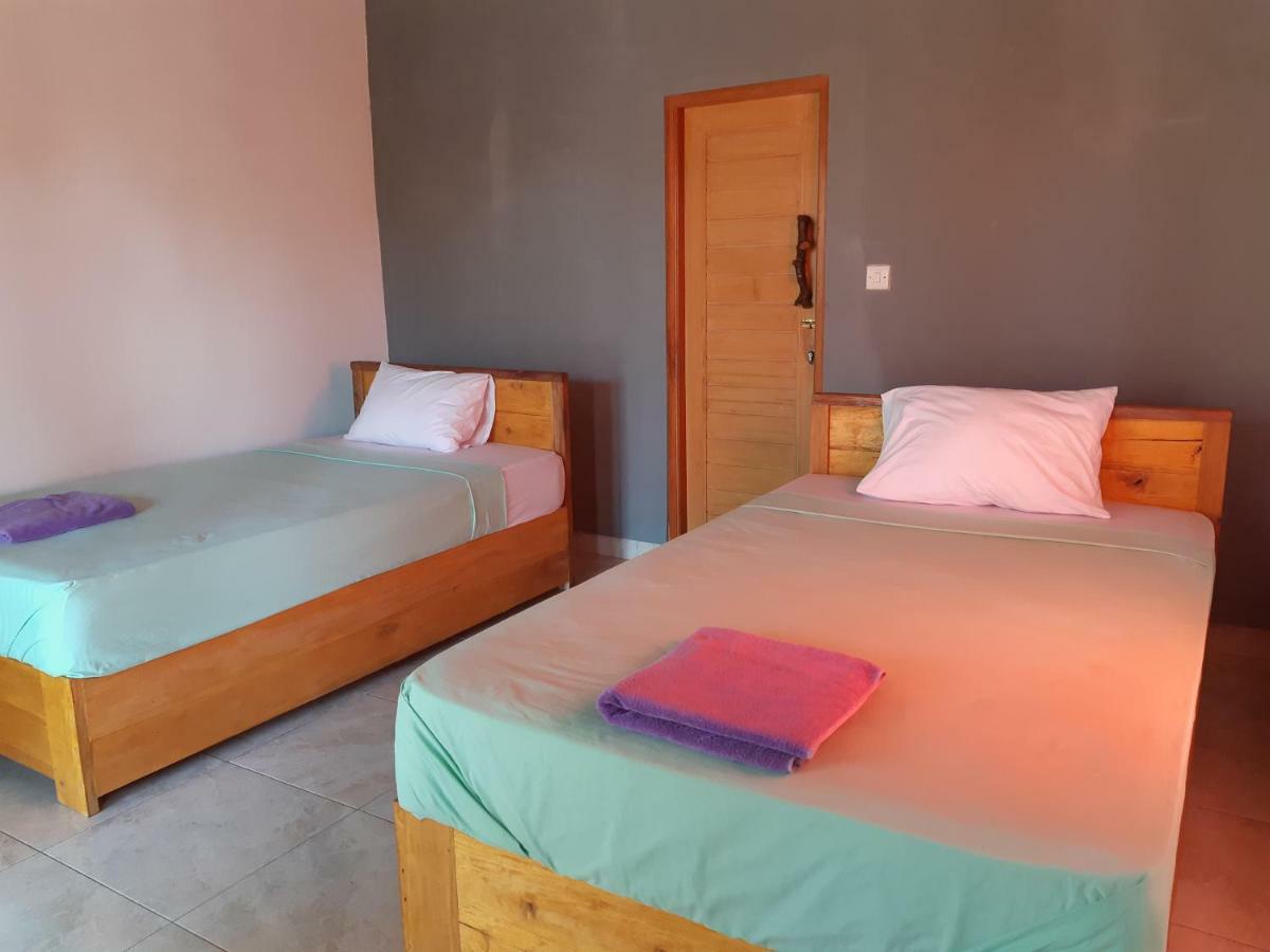Friend House Stay & Surf Airsatang Exterior foto